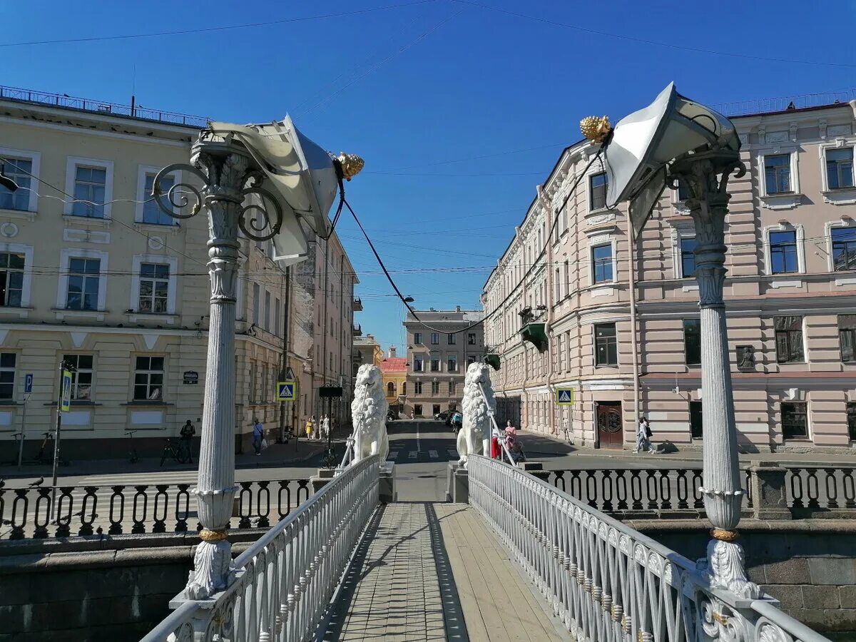 Сообщить петербург. Львиный мост санкт-петербург. львиный мостик в санкт-петербурге. львиный мост через канал грибоедова в санкт-петербурге. львы на львином мосту в санкт-петербурге.