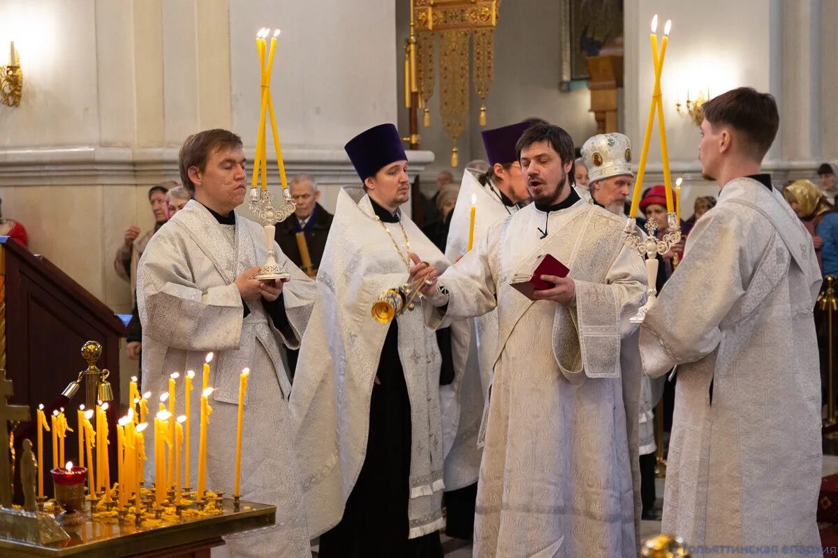 Лития заупокойная совершаемая мирянином на кладбище текст. Заупокойная молитва. Заупокойная молитва православная. Лития Старообрядческая заупокойная. Панихиды и заупокойные службы это самый лучший.