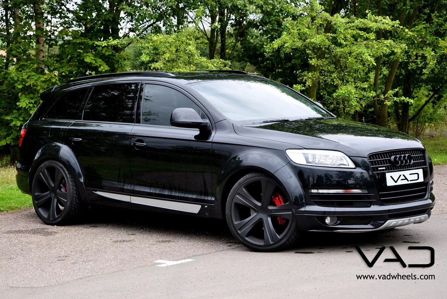 Audi q7 sport. Audi q7 4m. робот-пылесос roborock q7 max (black). Q7 max black.