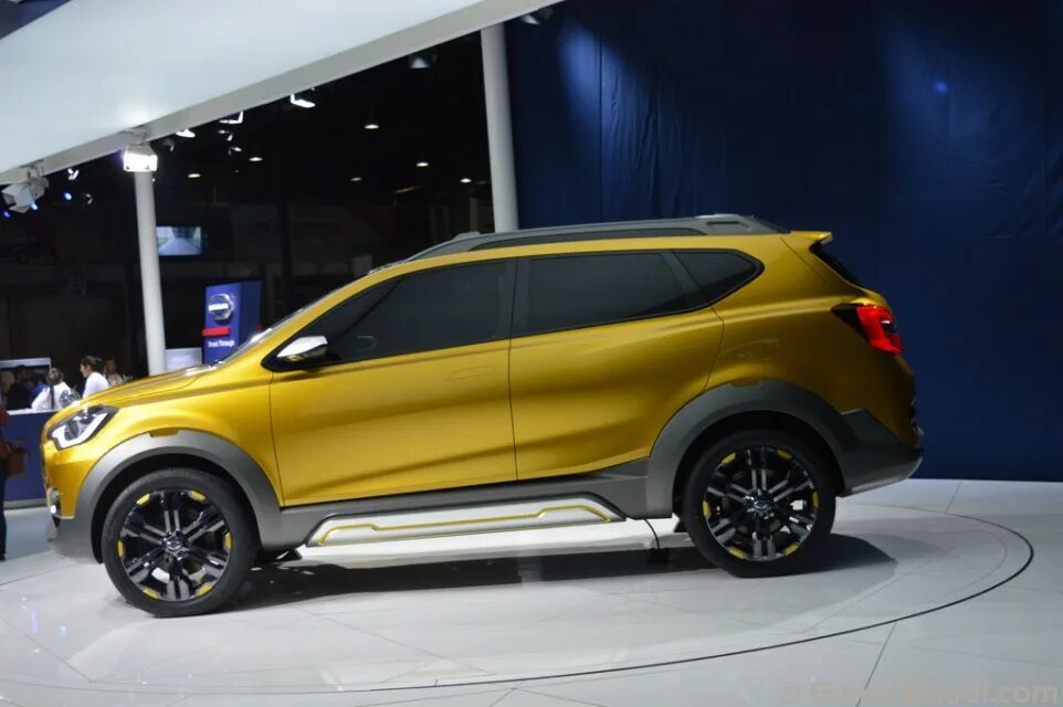 Кроссовер недорогой надежный и экономичный какой. Датсун кросс. datsun go-cross. новый датсун кроссовер. nissan magnite.
