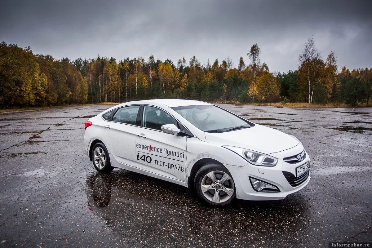 Хендай i40 купе. Хендай i40 кроссовер. Винил Hyundai i40. Хендай тест драйв.