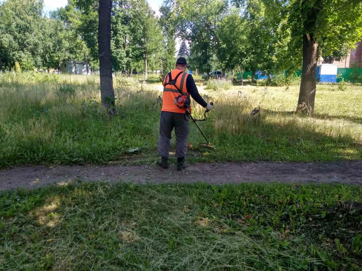Дорожные работы на севере. Мбу кировское вакансии. Директор железнодорожного дэу екатеринбурга. Мбу кировское вакансии. Мбу кировское вакансии.