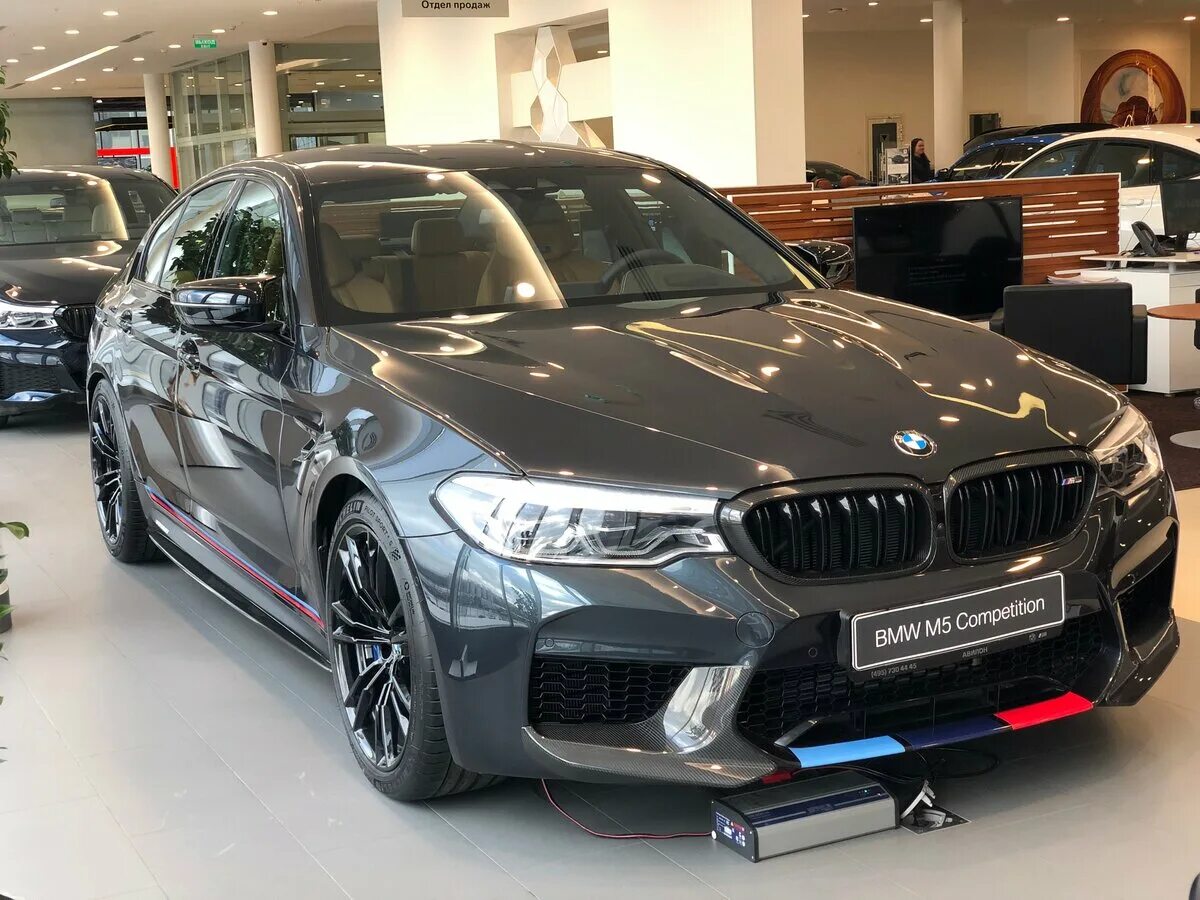 Бмв м5 2019. BMW m5 Competition vi (f90). BMW m5 f90 Competition. BMW m5 f90 новая. BMW m5 f90 Competition Black Edition.