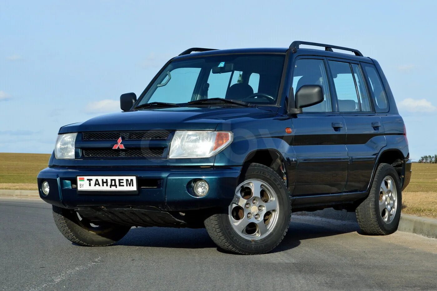 Митсубиси пинин купить. Mitsubishi Pajero Pinin 2001. Pajero Pinin 2001. Мицубиси Паджеро Пинин 2000. Мивубиси Пенина.