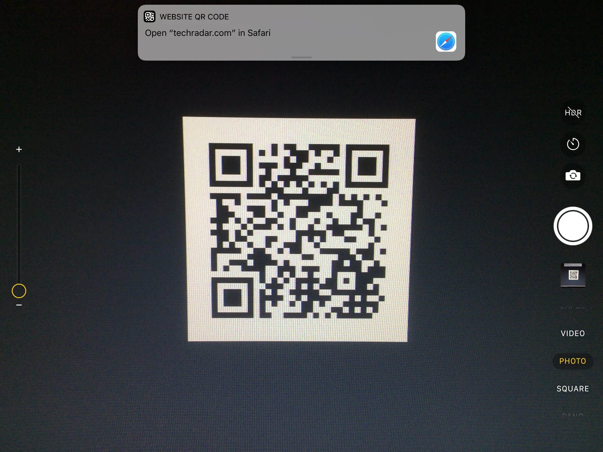 Считать qr через камеру телефона. QR код сканер. Отсканируйте QR-код. Сканировать QR код. Сканирование QR кода сканером штрих кодов.