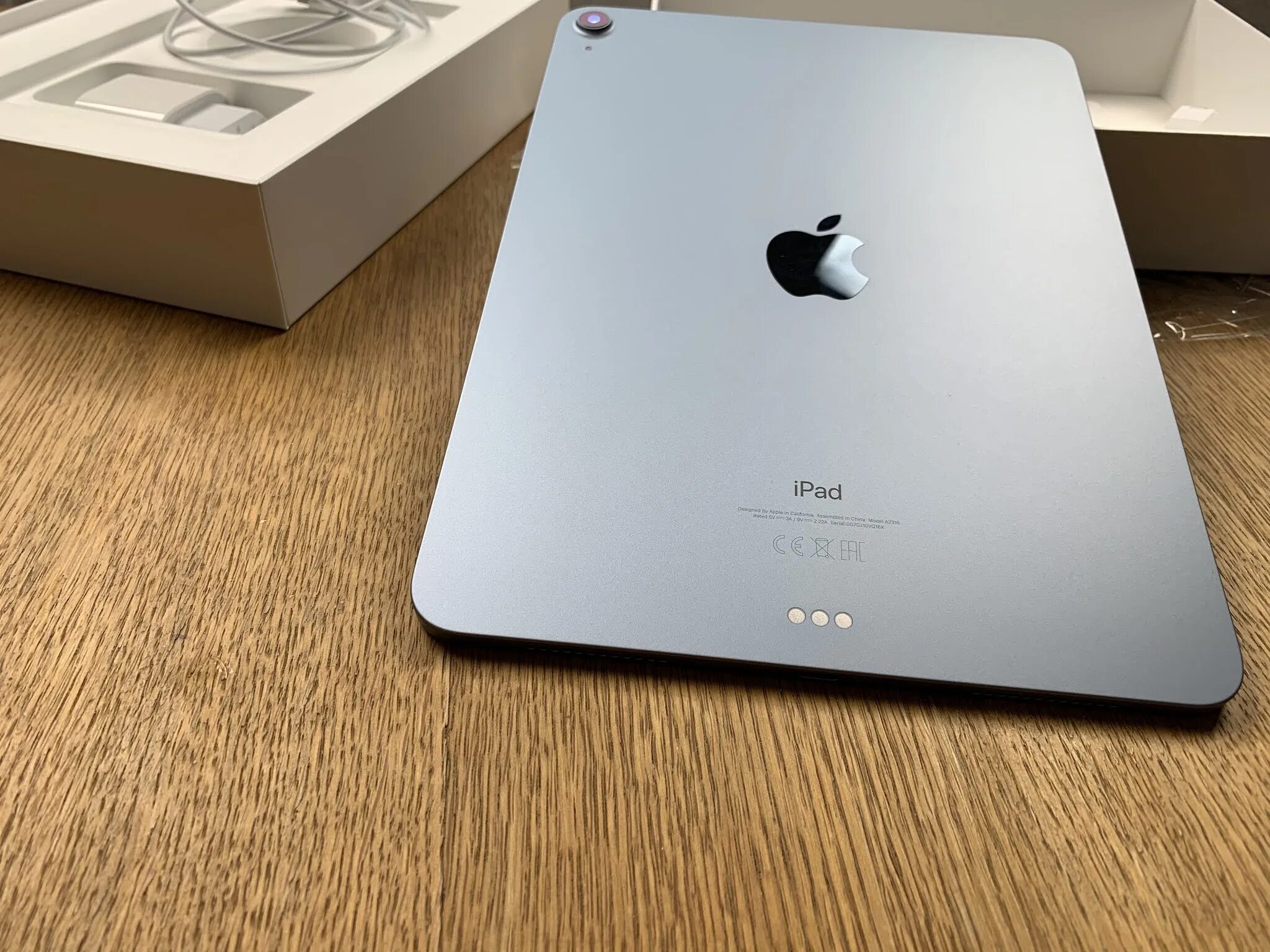 Ipad air 4. Apple ipad air 2025. ipad air 4 2025. apple ipad air 2025 серебристый. ipad air 2025 белый.