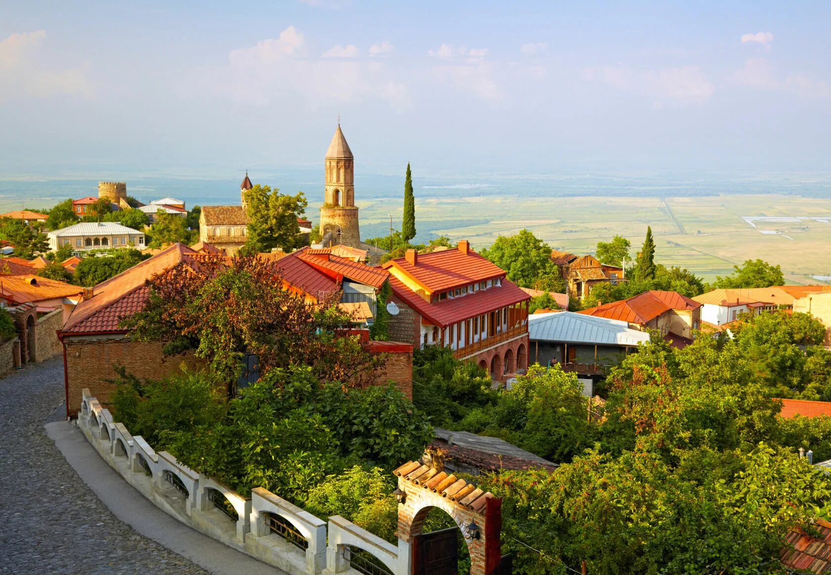 Солнце грузии. Кахетия Сигнахи Грузия. Sighnaghi, Кахетия Грузия. Signagi в Грузии. Сигнахи город любви.