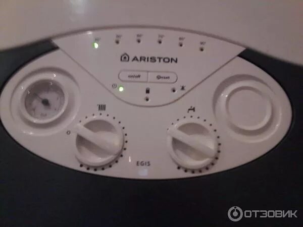 Ariston egis 24. Газовый котел Аристон Egis. Ariston Egis 24 FF. Аристон котел газовый двухконтурный 24 FF. Аристон bs24ff.