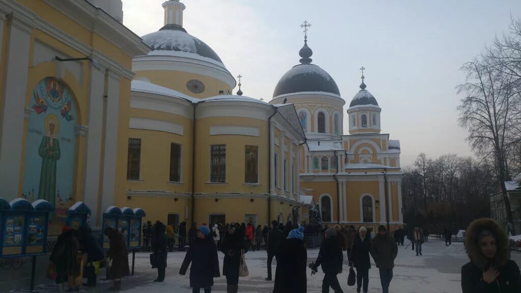 Церковь матроны московской адрес. Покровский монастырь на Таганке. Матрона Московская монастырь. Покровский монастырь Матрона. Храм Матроны Московской.