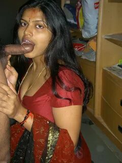 Индийская домохозяйка берет в рот - (48 фото) .