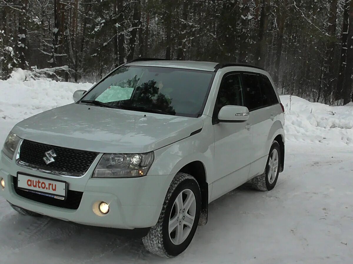 Гранд витара 2010 купить. Suzuki Grand Vitara 2010 белая. Сузуки Гранд Витара 2010 года. Сузуки Витара 2010г. Сузуки Гранд Витара 2008 белая.