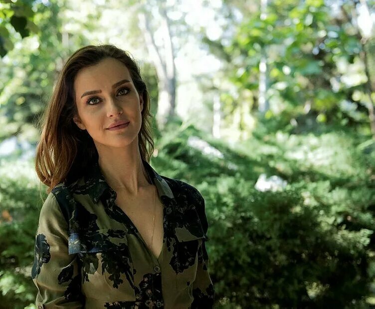 хелваджиоглу. ирэм хельваджиоглу. ирэм хэгвачиолу. ирем турецкая актриса. ирэм хэльваджиолу.