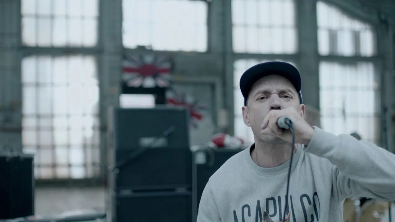 Я верил тебе мем. Кеноби ты был избранником. Раньше я слушала слова людей конфуций. Раньше я верил в слова людей их дела теперь же слушаю. Ляпис трубецкой я верю аккорды.