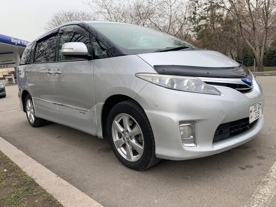 Estima hybrid. Тойота Эстима 2010 год. Toyota Estima Hybrid 2010. Тойота Эстима 2 гибрид. Тойота Эстима 2022г.