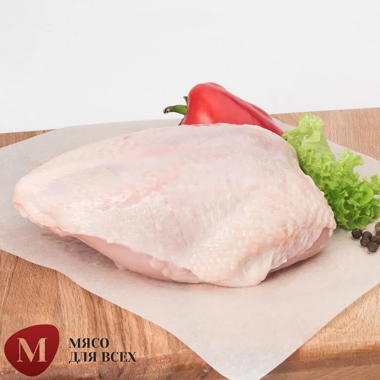 Грудка курицы с костями. Грудка цыпленка-бройлера охлажденная 1 кг. Куриная грудка в упаковке. Грудка курицы. Вес.