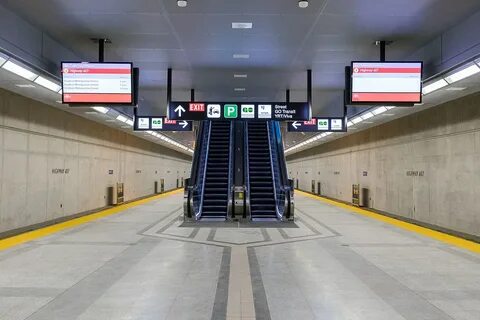 Metro center station