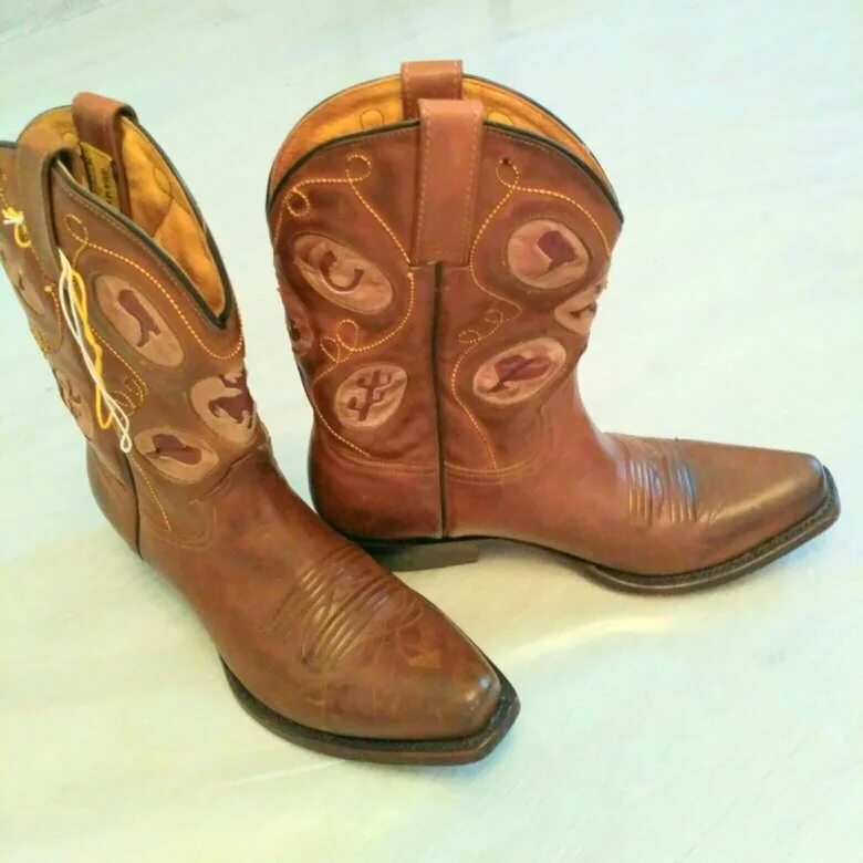 Тековас ковбойские сапоги. Казаки обувь. Казаки ручной работы. Сапоги казаки красные. Казаки ручной работы.