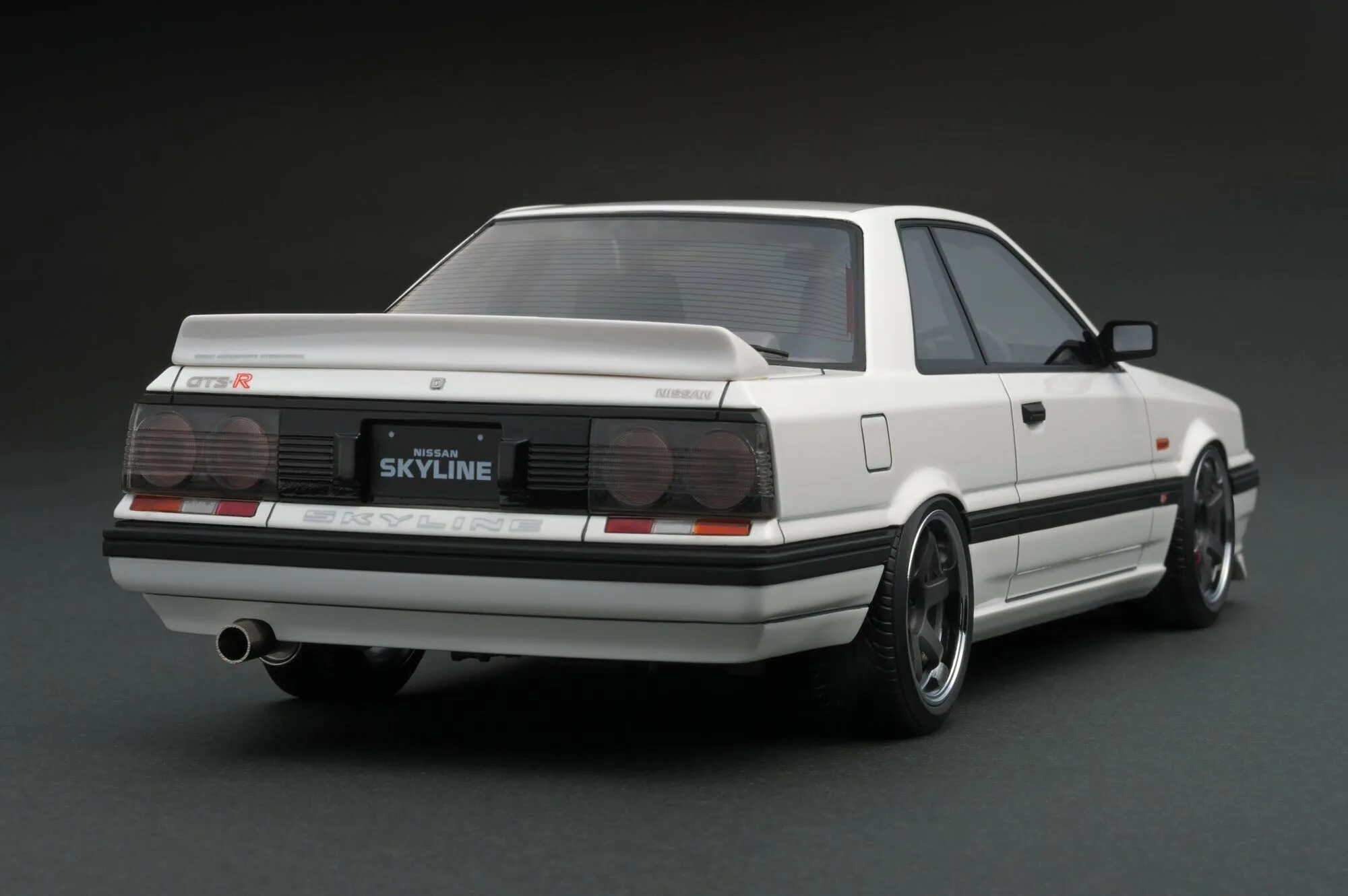 Nissan skyline r31 седан. Nissan skyline gts-r hr31. Nissan skyline 31. Ниссан скайлайн 31. Nissan skyline gts-r hr31.
