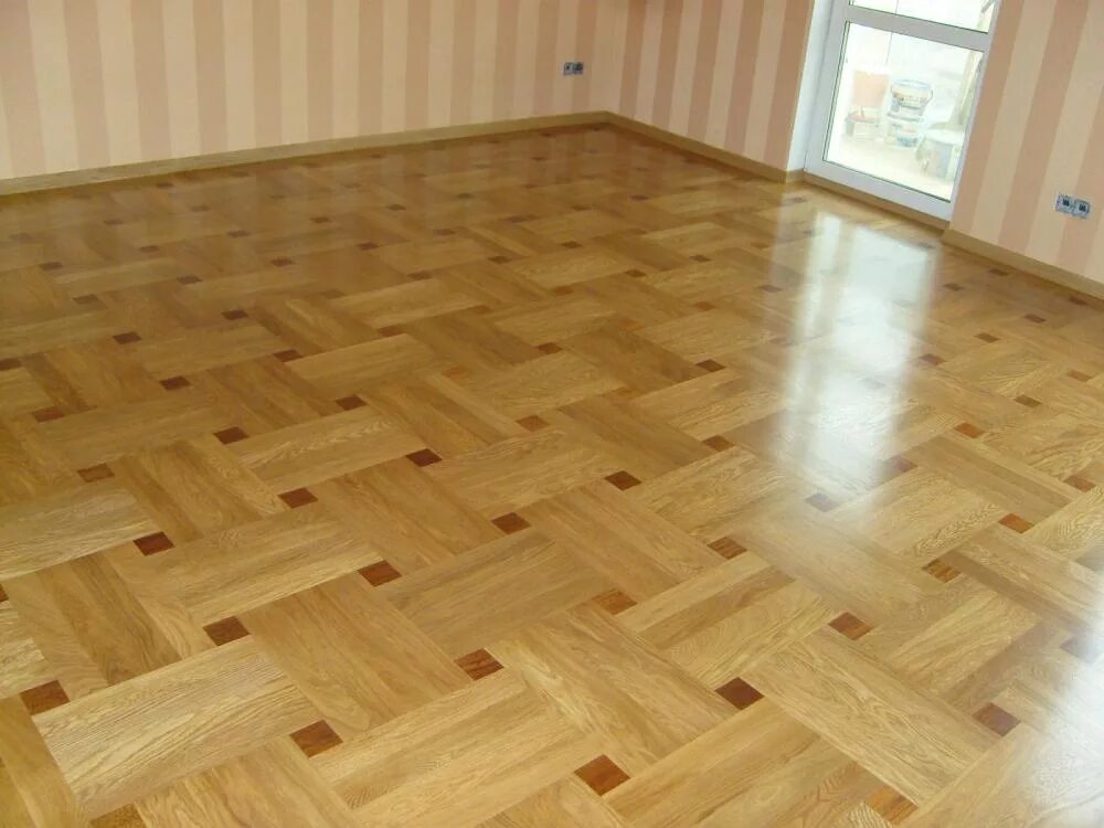 Пол в комнате. Пол ламинат. Линолеум в комнату. Ламинат в комнате. Пол в школе.