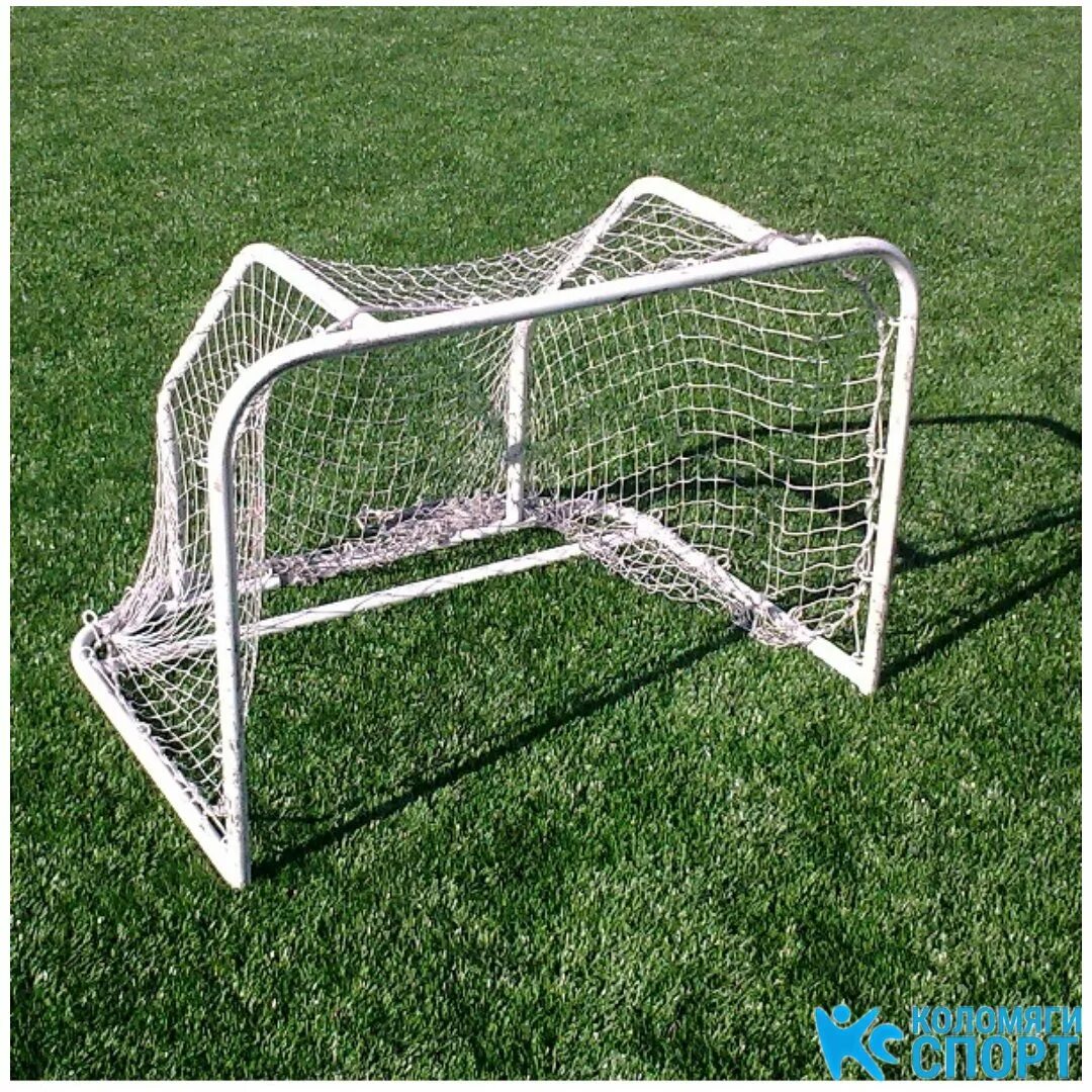 рупор футбольный. футбольная труба. игрушка в трубе игра. труба болельщика футбола. футбольная труба.