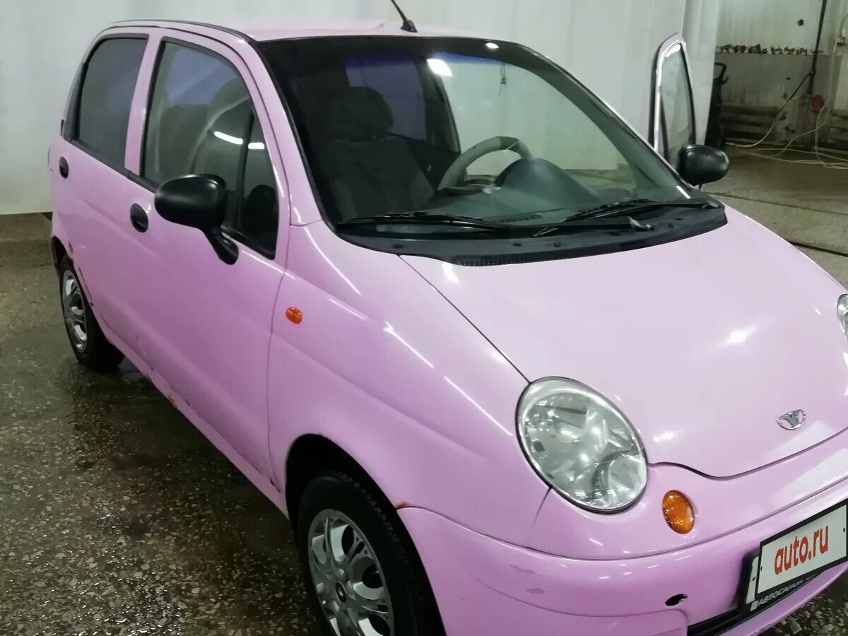 Дэу купить саратов. Daewoo Matiz Pink. Розовый Матиз. Новый Дэу Матиз розовый. Део Матиз авто розовый.