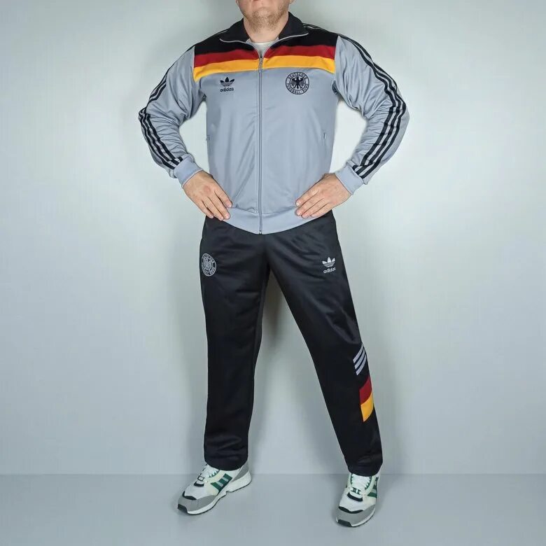 Спортивный костюм из германии. Костюм adidas Бундас Германка 80 90. Костюм adidas Germany. Спортивный костюм Германка. Костюм адидас Германия.
