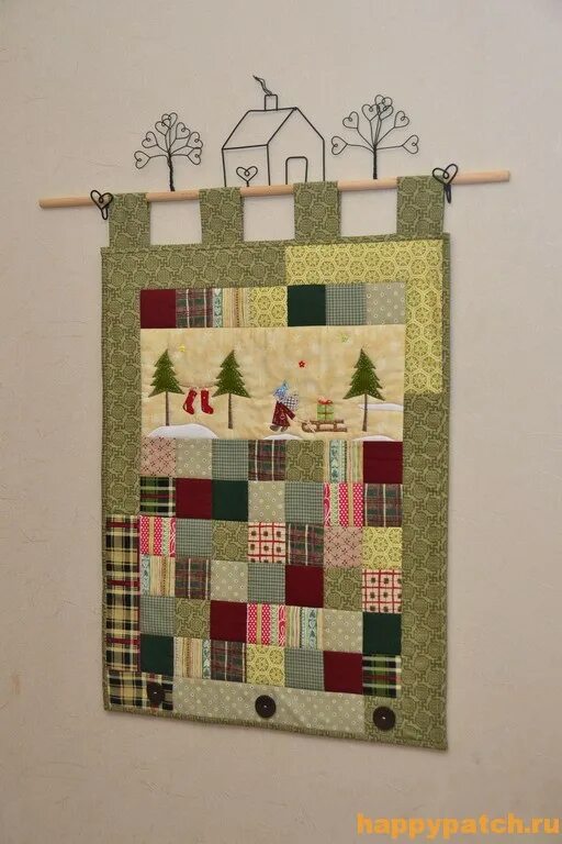 панно из ткани. лоскутное панно в интерьере. ковер в стиле лоскутного шитья. настенный пэчворк. пэчворк панно.