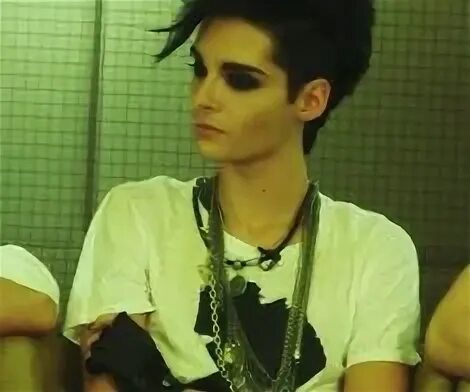 Bill kaulitz. Tokio hotel билл каулитц. Билл каулитц факты. Bill and tom kaulitz. Bill kaulitz 2009.