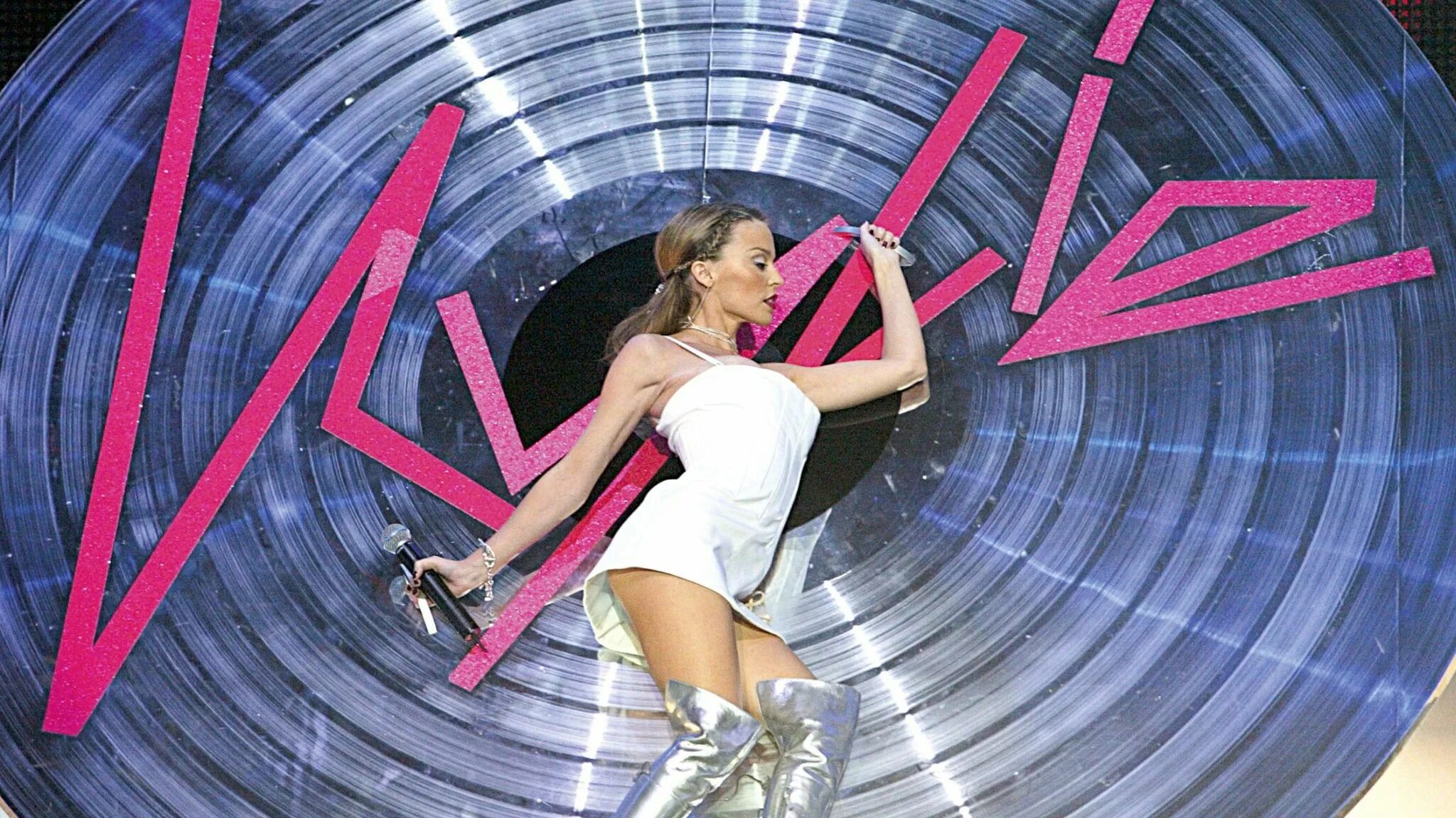 Kylie disco. Kylie Minogue 2022. Kylie Minogue 2023. Kylie Minogue - Infinite Disco.