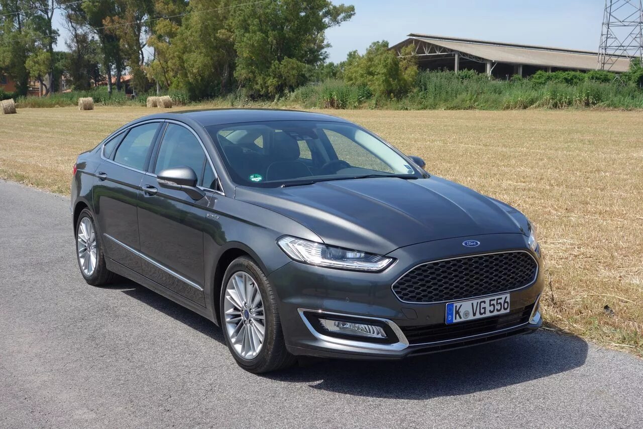 Ford предложил для Mondeo навигацию с данными о пробках