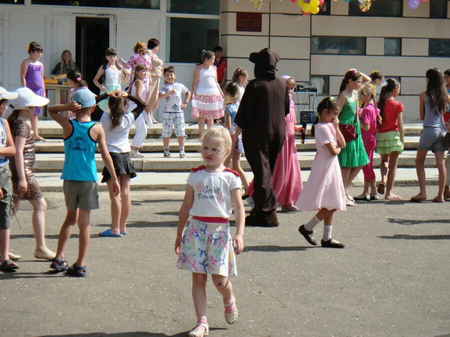 Ипатово мемориал. Винодельненский ставропольский край ипатовский район. Памятники героям ипатово ставропольского края. Поселок красочный ипатовского района ставропольского края. Пос красочный ипатовский.