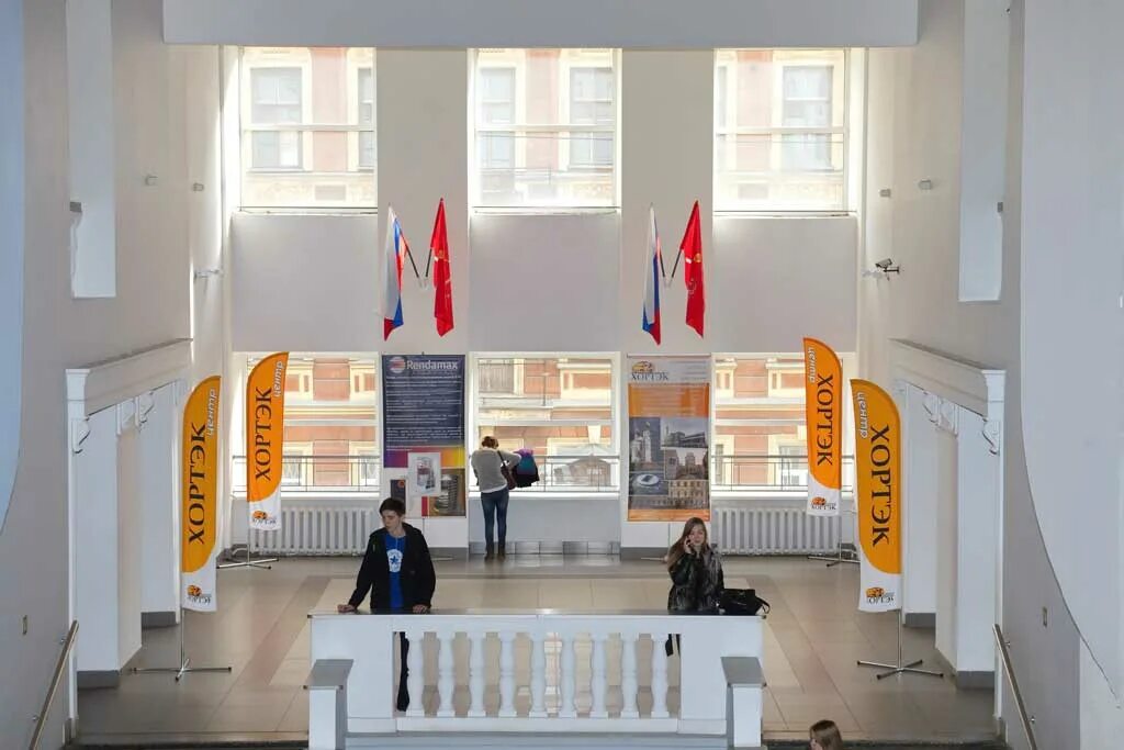 Спбгасу 2019 абитуриенты. Архитектурный институт питер. Санкт-петербургский архитектурно-строительный университет внутри. Архитектурно-строительный университет санкт-петербург. Курляндская улица санкт-петербург.