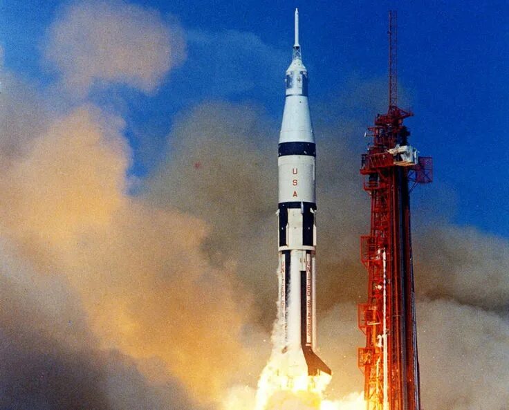 Apollo 7. Аполлон 7. apollo 1 launch. ракета аполлон 11. аполлон 7 ракета.