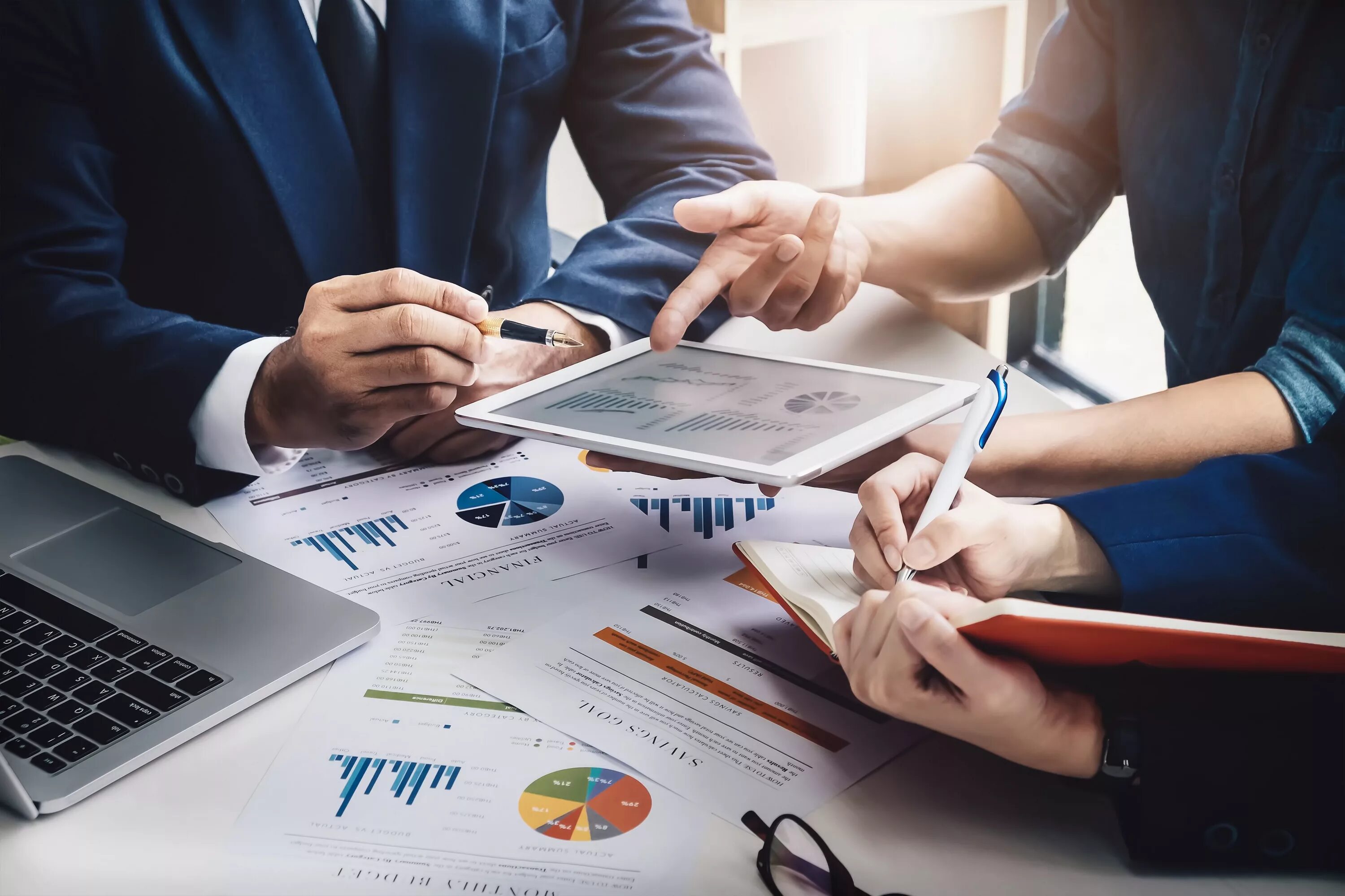 Differences Between Residential and Commercial Real Estate Advisors Verani Realt