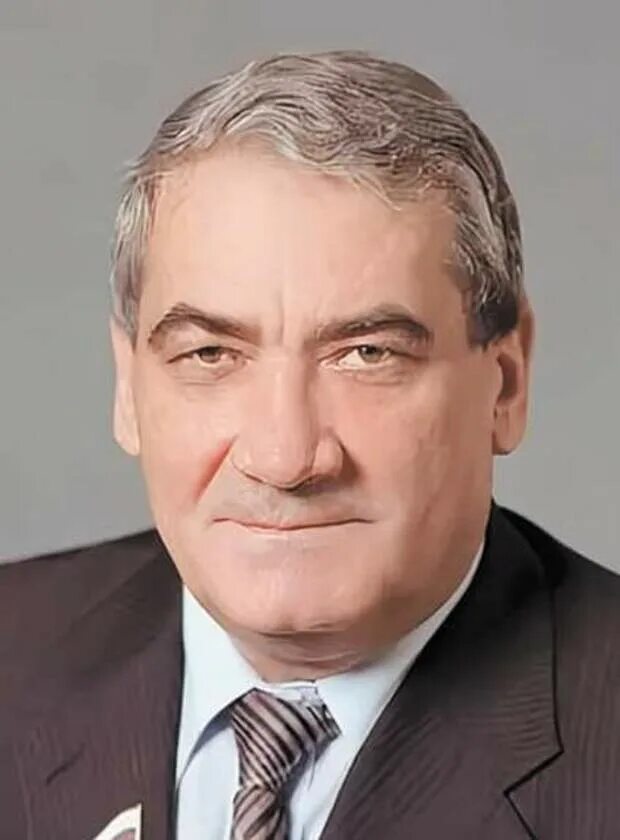 Якутск президент штыров. Кандидатом каких наук является в а штыров. Четвертый президент рся штыров. Кандидатом каких наук является в а штыров. Штыров михаил иванович волгоград.