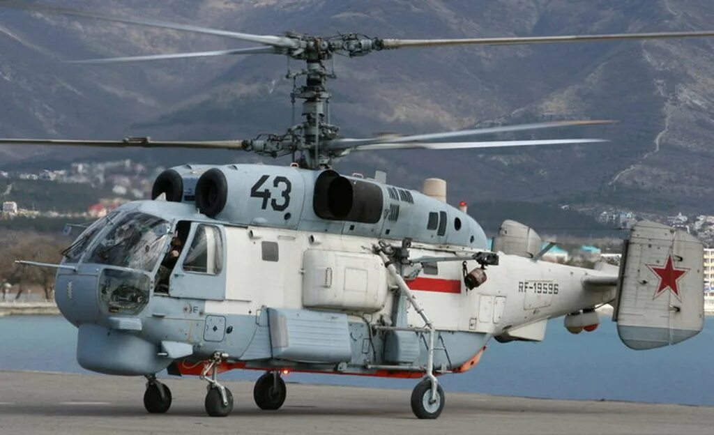 Ка-27 противолодочный. Ка-27м вертолёт палубный противолодочный. Корабельный вертолет ка-27. Противолодочный вертолет ка-28. 2 ка 27