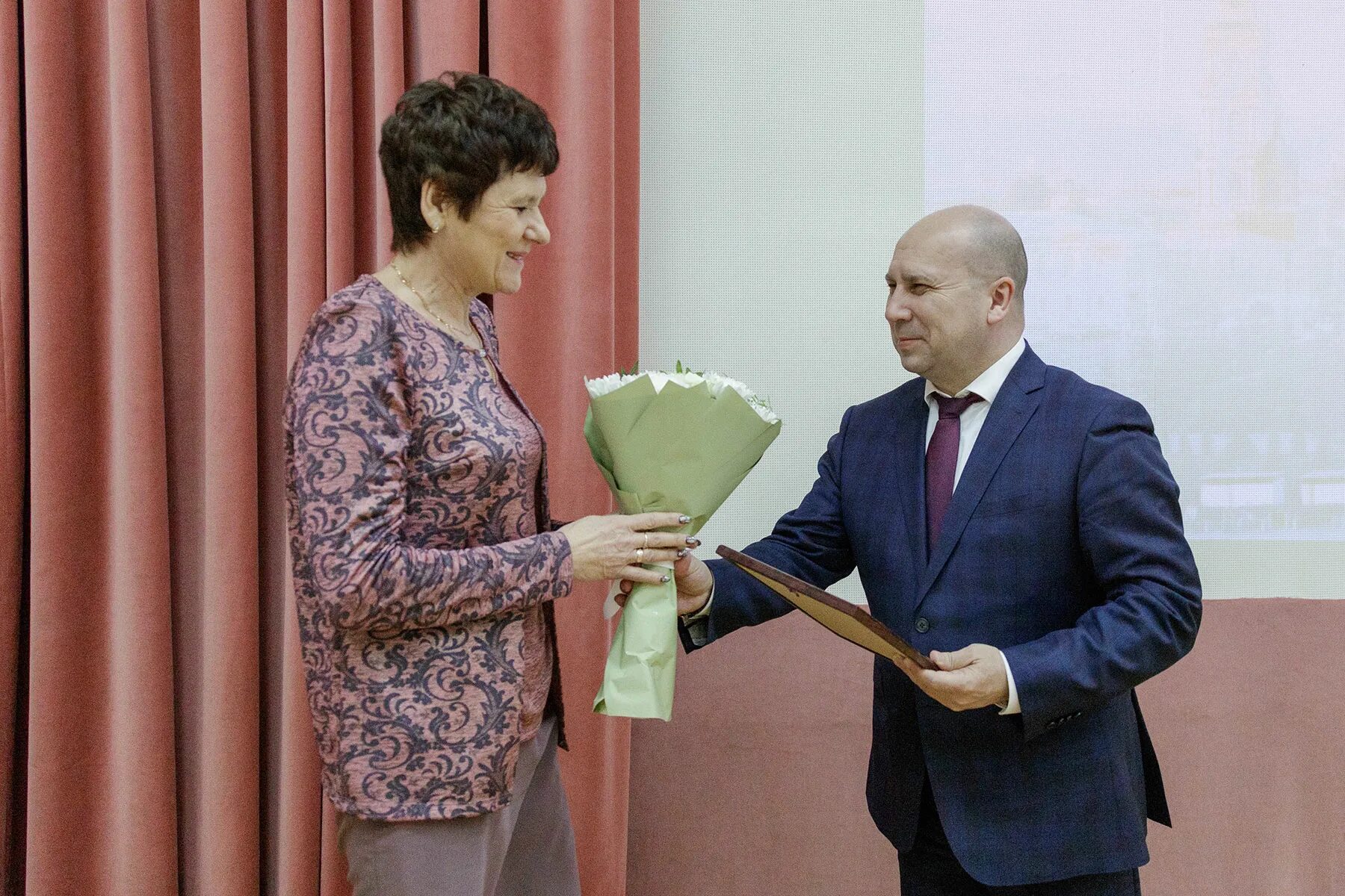 Награждение в Туле Дюминым. Вручение наград в Туле санитарной службе.