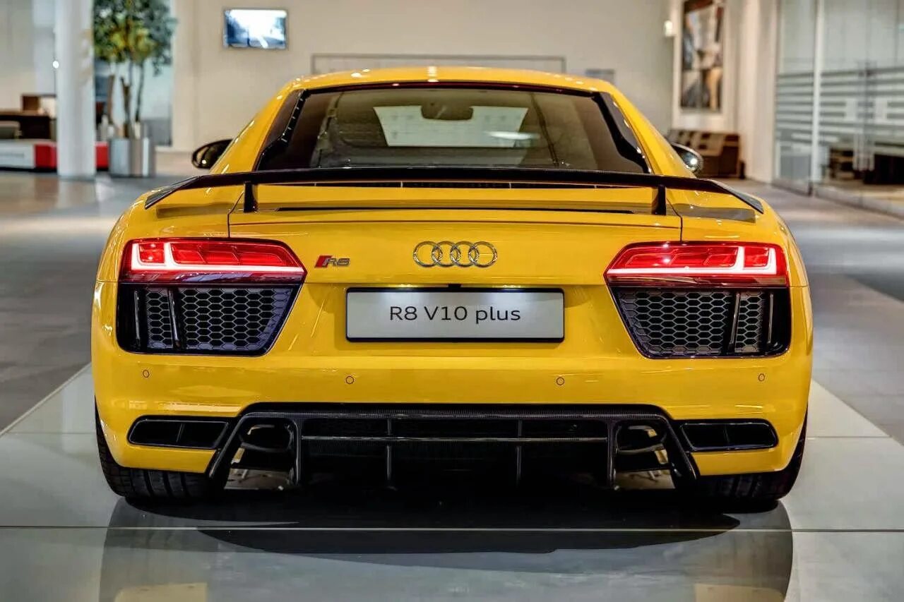 R 5 plus. Audi r8 v10 plus жёлтый. ауди r8 v10 plus. 2016 audi r8 v10 plus. audi r8 v10 plus 2015.