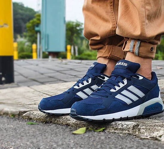 Кроссовки адидас на весну. Adidas Neo run9tis. Adidas 9tis Runner. Кроссовки adidas run9tis синие. Adidas run9tis TM 2.0 серые.