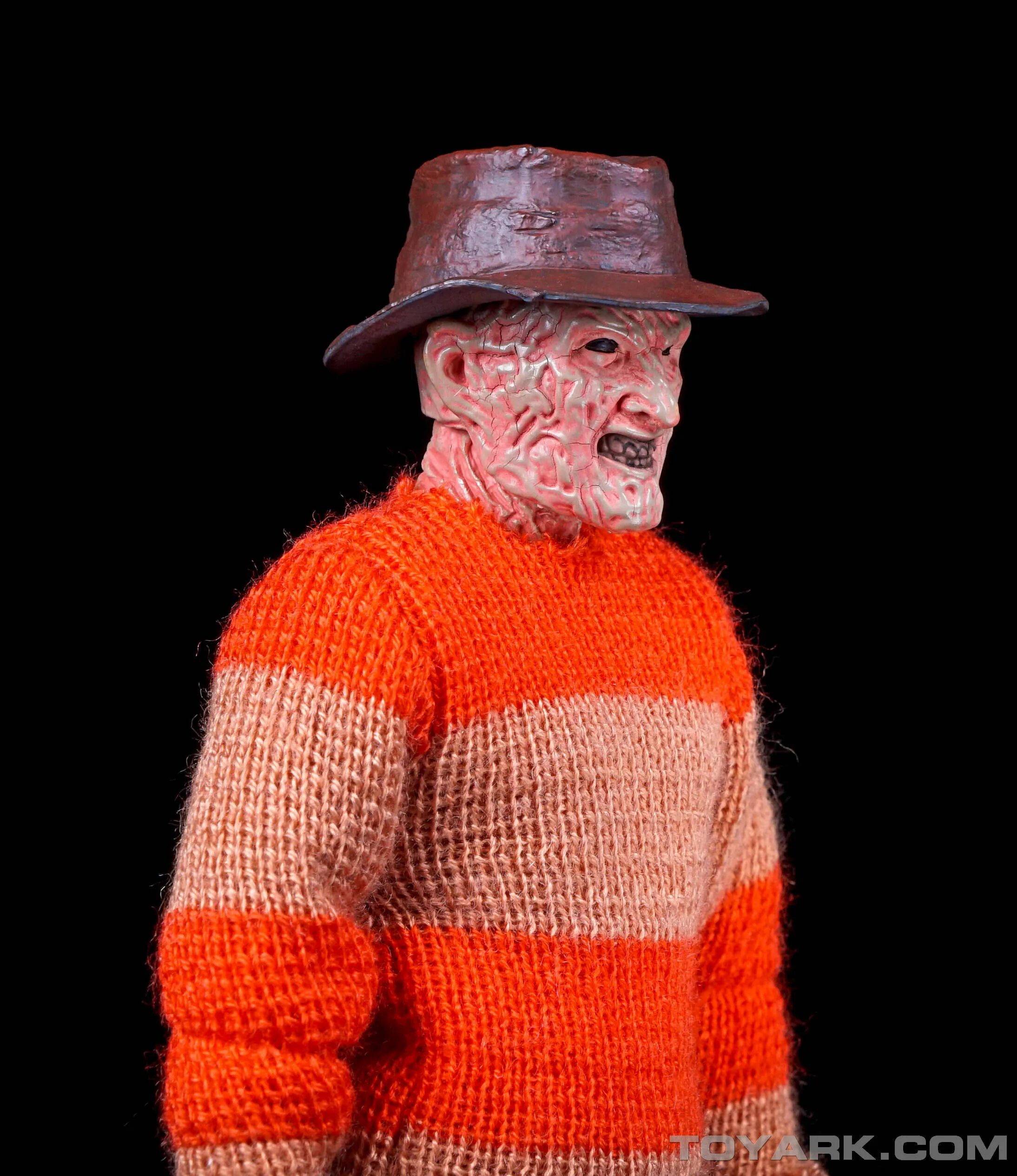Свитер мужской фредди крюгера. Neca nightmare on elm street фредди крюгер 39813. Свитер фредди крюгера в фильме. Фигурка фредди крюгера — a nightmare on elm street: dream warriors, 1987. Одежда фредди крюгера.