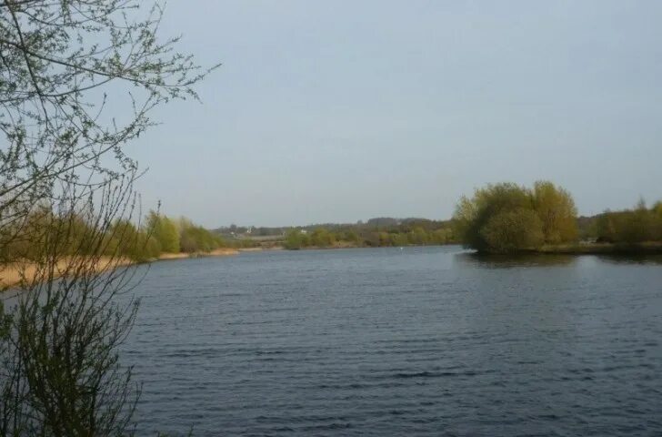 Речка клева. Армавир водохранилище щука. Место для купания на реке Иня в Ленинск-Кузнецком.