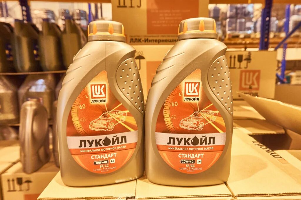 Моторное масло петербург. Лукойл стандарт 10w40 sf/cc 1л. лукойл 10w-40 стандарт api sf/cc 1л. масло моторное лукойл стандарт 10w 40. масло моторное лукойл стандарт sf/cc 10w-40 минеральное 1 л.