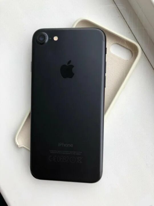 Айфон 7 авито. Iphone 7 черный. Айфон 7 сильвер. Авито айфон 7 128. Айфон 128 гб.