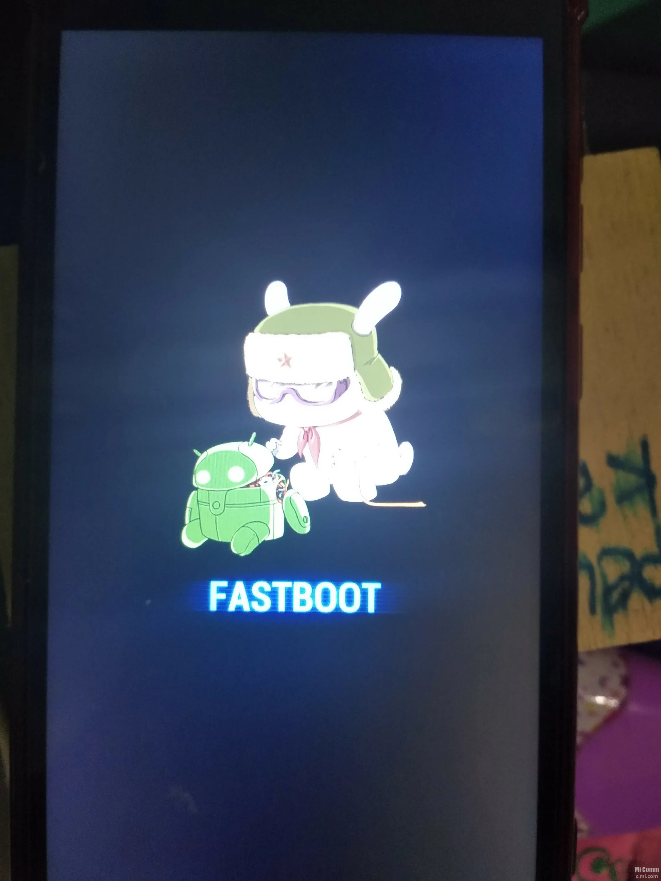 Фастбут redmi. Кролик Xiaomi Fastboot. Надпись Fastboot. Redmi 5 Plus Fastboot. Fastboot обои.