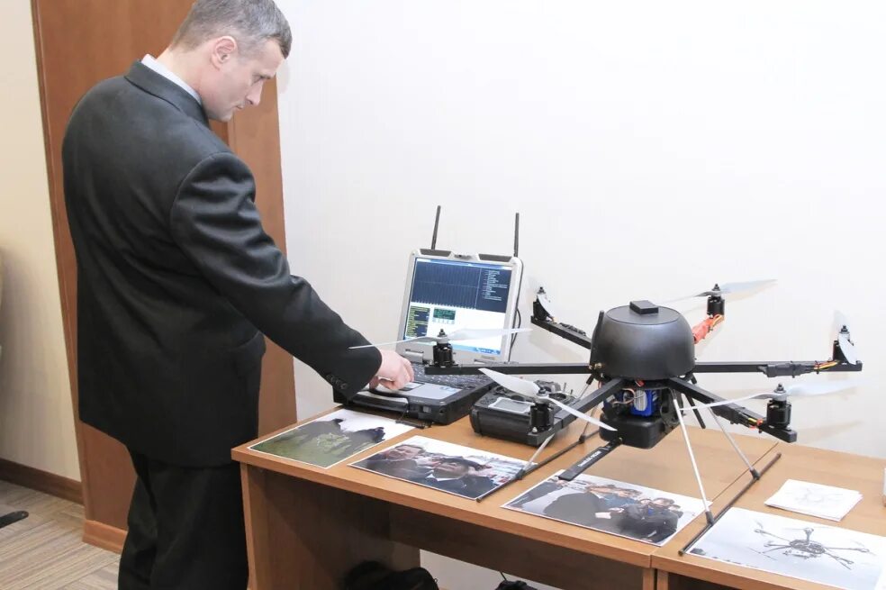 Ао "технологии радиоконтроля". Ао "технологии радиоконтроля". Комплекс радиоконтроля кассандра-м12. Ао "технологии радиоконтроля". Аппаратно-программный комплекс радиомониторинга платан-мр.