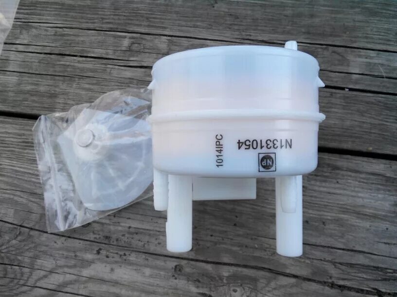 Pu 9011 z kit. Топливный фильтр микра к12. Топливный фильтр ниссан марч к11. Топливный фильтр микра. Fs6300 фильтр топливный.