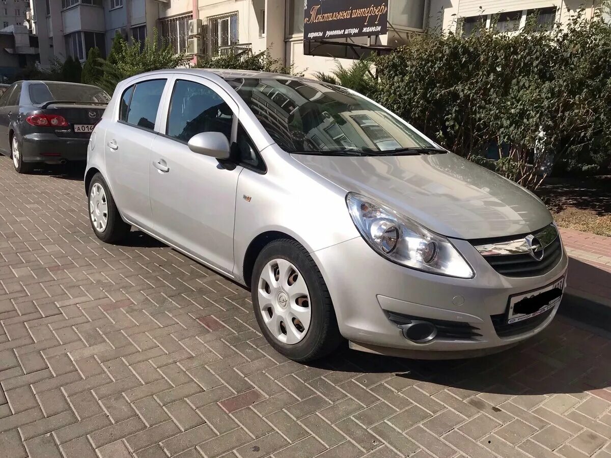 Opel corsa 2008 год