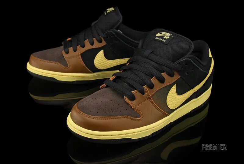 Nike SB Dunk Low Brown Black. Nike Dunk Brown Black. Nike SB Dunk Low Black. Nike Dunk SB Black & tan.