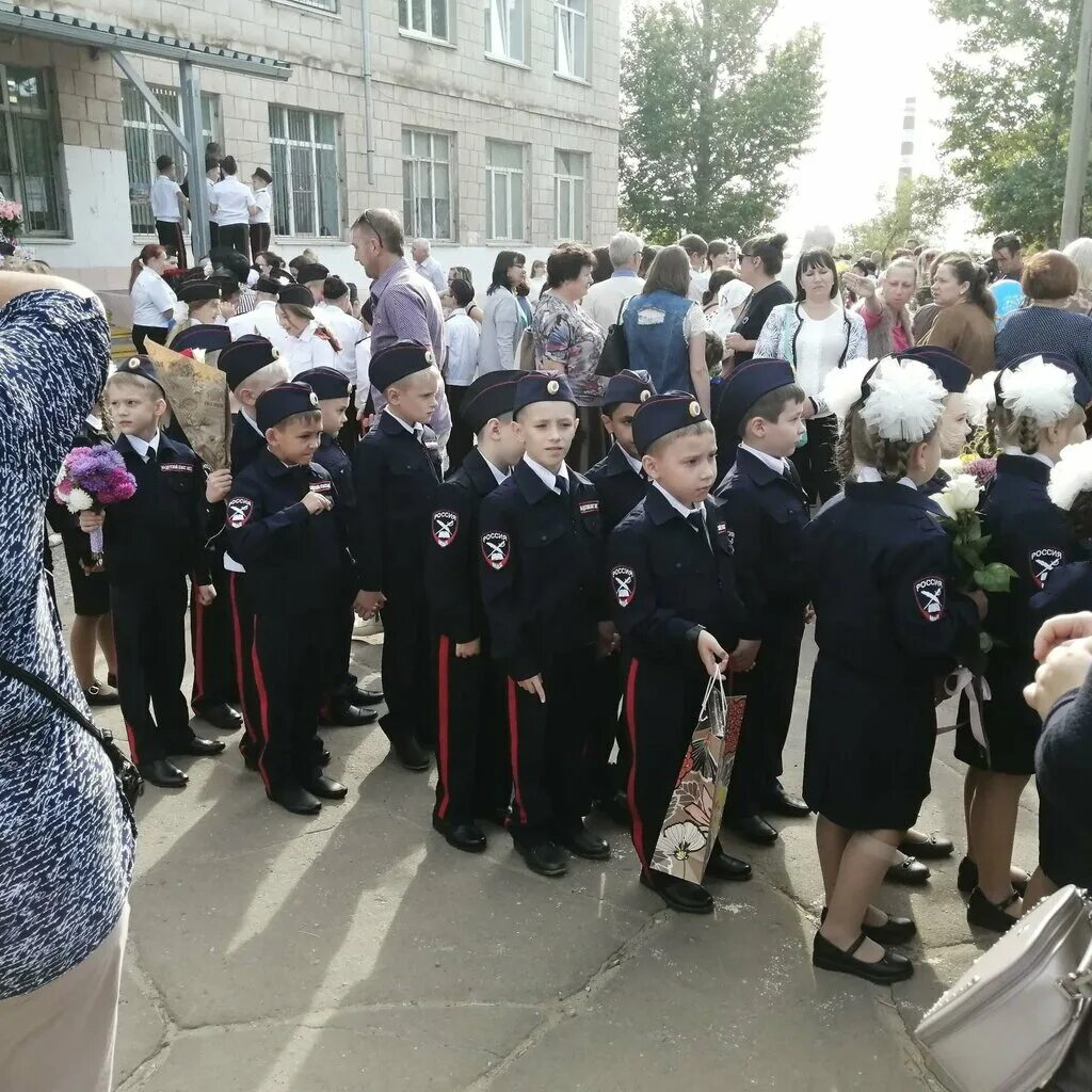 Школа 95 волгоград краснооктябрьский. Школа 84 волгоград. 130 школа волгоград. Кадетская школа. Школа 95 волгоград краснооктябрьский.
