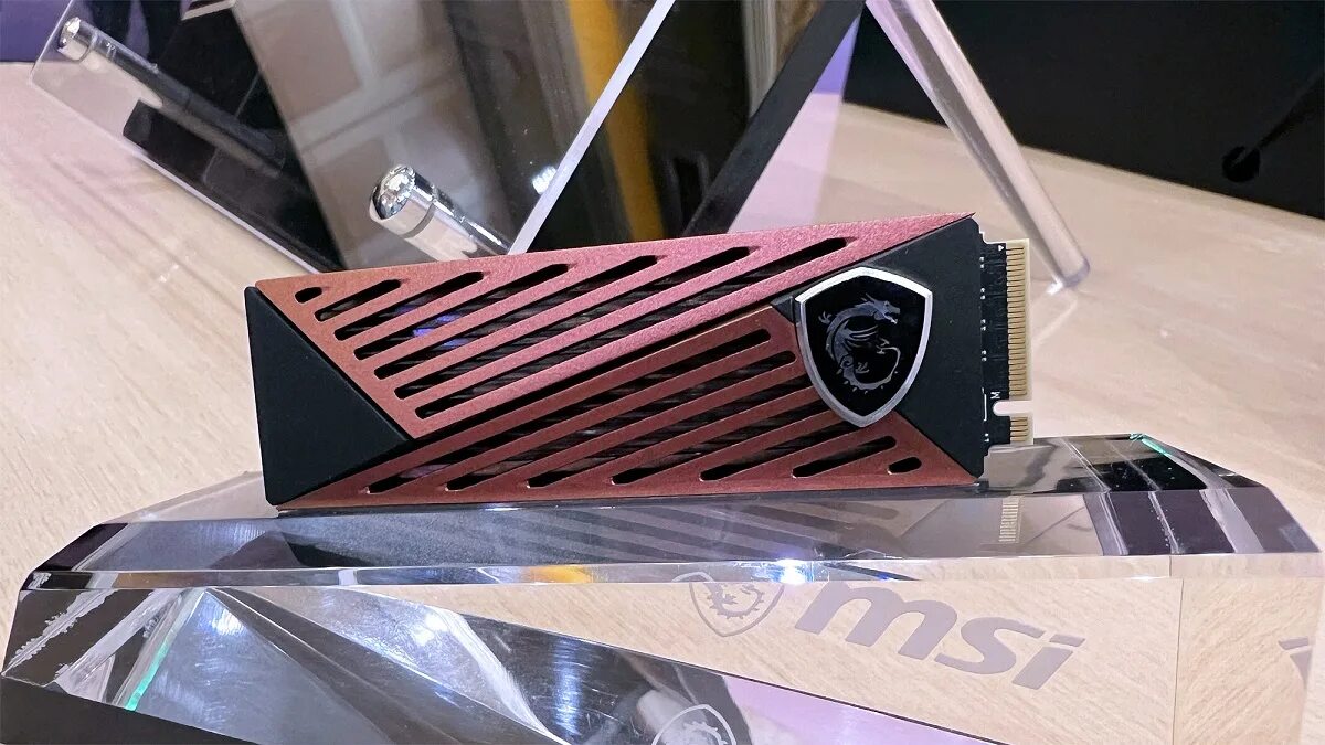 Spatium m570. Msi spatium. msi m570 pro. ssd msi. msi spatium s270.
